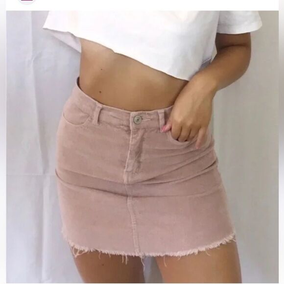 American Eagle Outfitters Women's mauve corduroy Skirt Size 4 - Picture 1 of 11